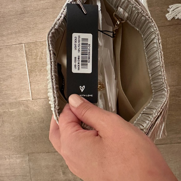 Lulus Light Gold Metallic Clutch - Picture 6 of 16